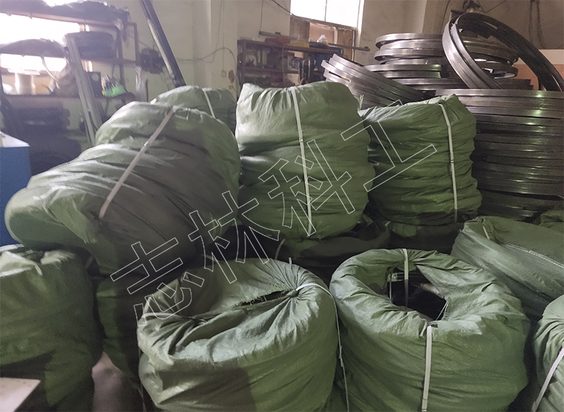 囊袋式注漿封孔器