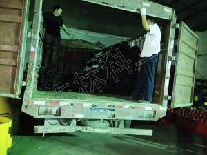 山西長治客戶又一批兩堵一注囊袋注漿封孔器+封孔管裝車走起！